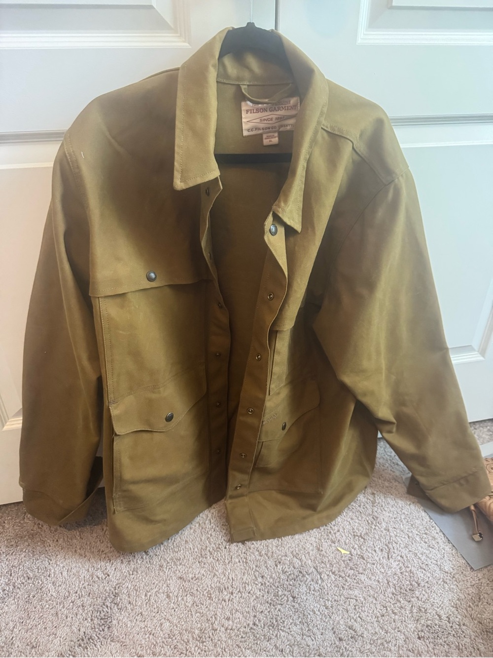 Filson Tin Cloth Field Jacket in Olive